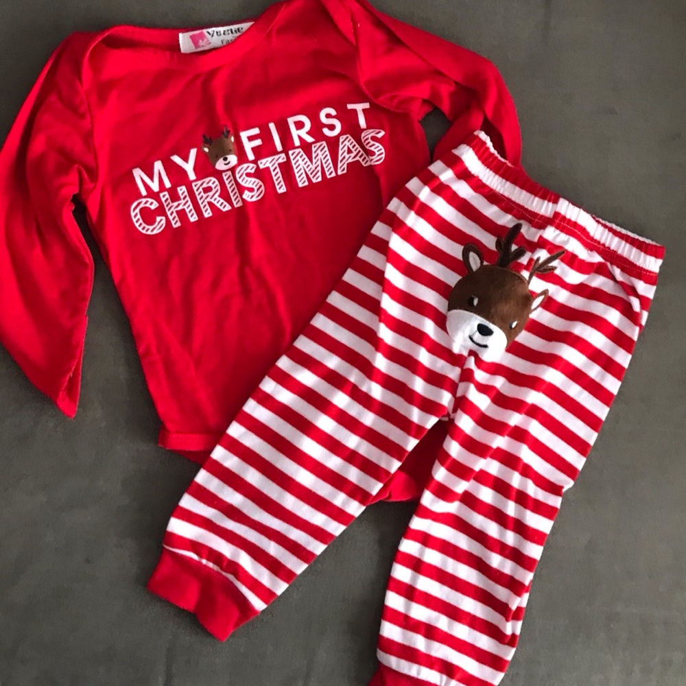 My First Christmas outfit! 🎄2 available! 3-6 mth